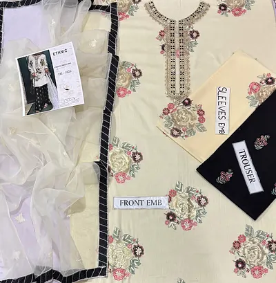 ETHNIC - Lawn